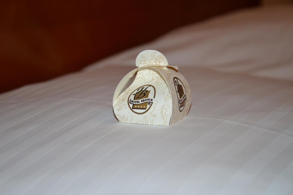Hotel Bristol Tarnów Δωμάτιο φωτογραφία