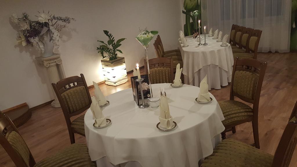 Hotel Bristol Tarnów Εξωτερικό φωτογραφία