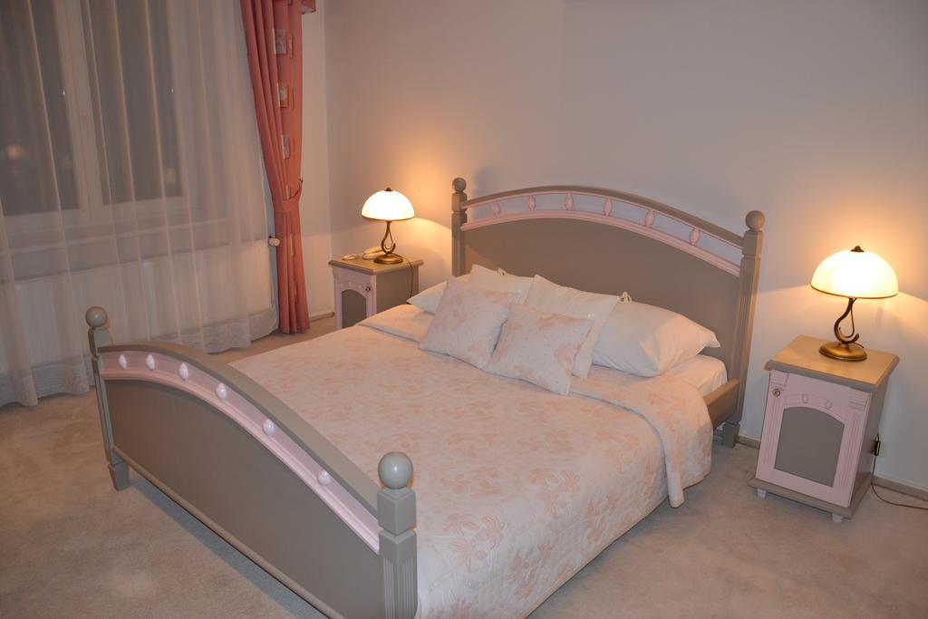 Hotel Bristol Tarnów Εξωτερικό φωτογραφία