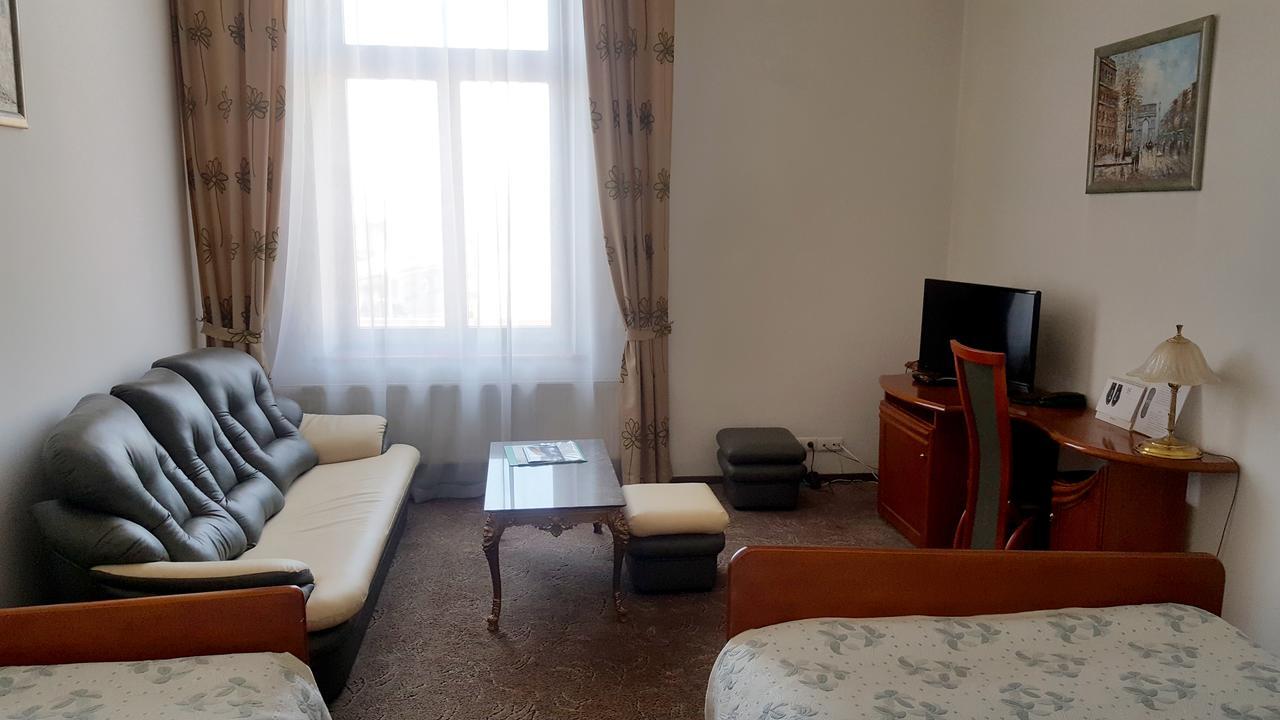 Hotel Bristol Tarnów Εξωτερικό φωτογραφία