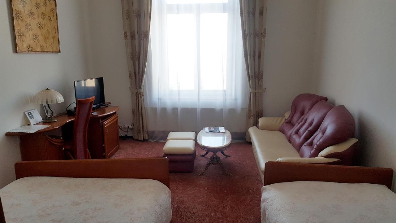 Hotel Bristol Tarnów Εξωτερικό φωτογραφία