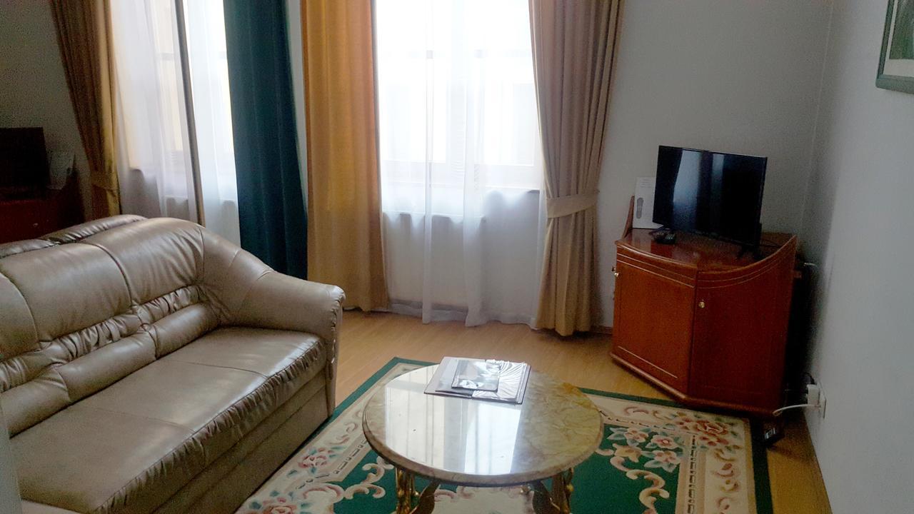 Hotel Bristol Tarnów Εξωτερικό φωτογραφία